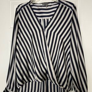 Vince Camuto Blouse Size L